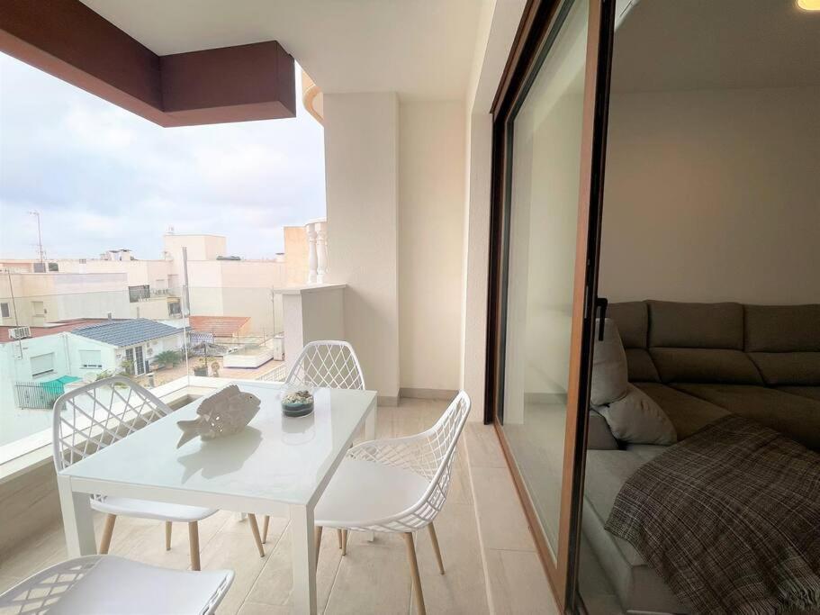 Your Spain P21 Torrevieja Bagian luar foto